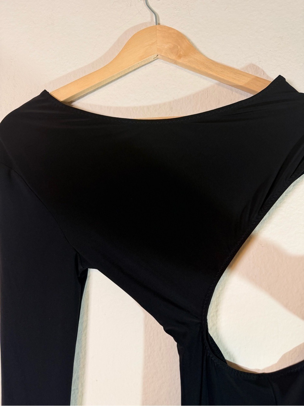 Norma Kamali One Sleeve Shane Catsuit Black Jumpsuit M KK123JPL968001 - Picture 9 of 9